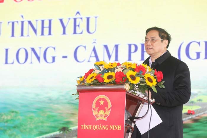 Thủ tướng phát biểu chúc mừng tỉnh Quảng Ninh tại buổi lễ